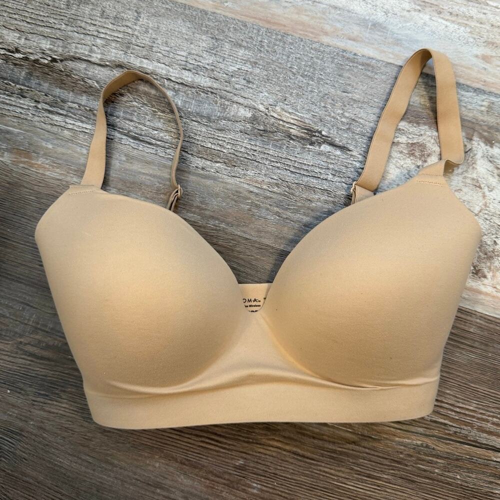 SOMA Enbliss Wireless bra in nude size 32DDD nylon/spandex EEUC